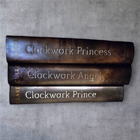 Cassandra Clare The Infernal Devices Series 3-Book Shadowhunter Collection Set - Picture 2 of 2